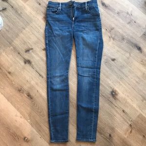EUC True Religion skinny jeans size 27